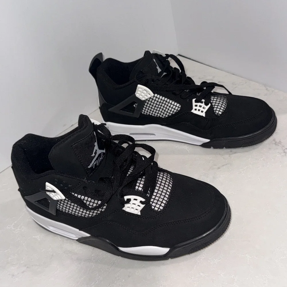 Air Jordan 4 Retro Black/hite Thunder Men's Sneakers Size 11  US FQ8138-001